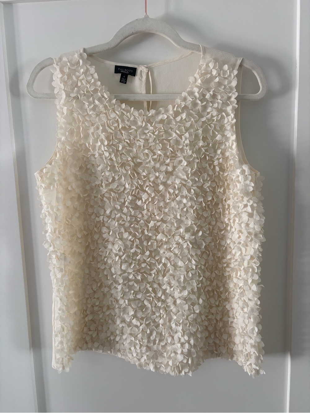 Talbots • Ivory Blouse 100% Silk Sleeveless Textured size 4 workwear office
